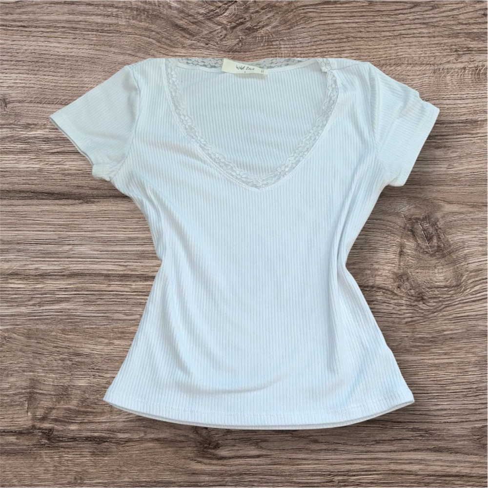 Wild Fable Ribbed White V-Neck Tee